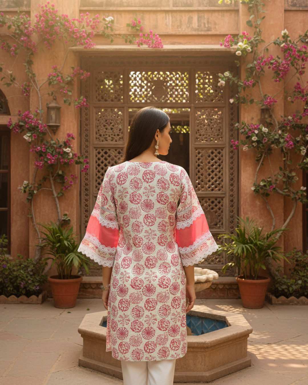 Elegant Pink Floral Print Cotton Kurta with Lace Detailing